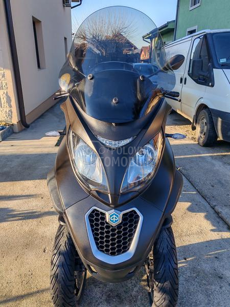 Piaggio MP3 500cm b kategorija