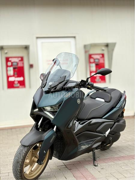 Yamaha XMAX 300 TECH MAX