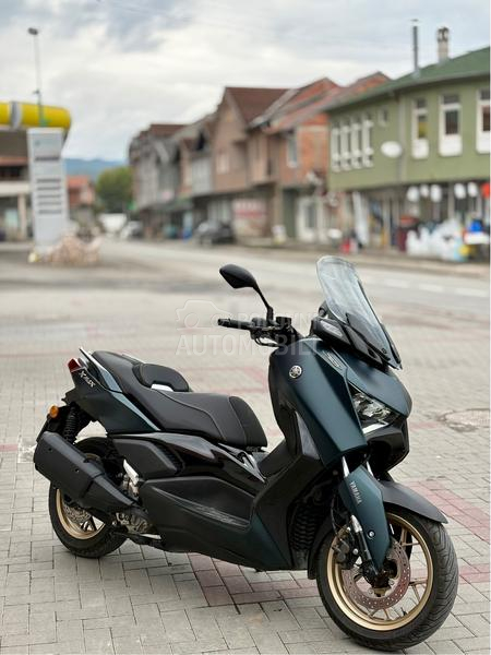 Yamaha XMAX 300 TECH MAX