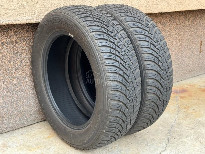 Hankook 185/60 R15 Zimska