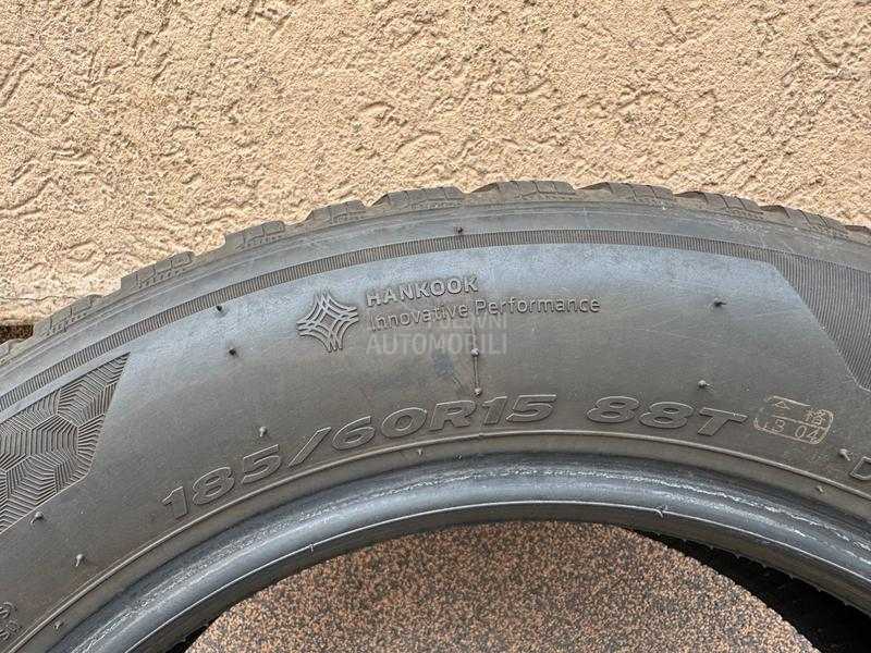 Hankook 185/60 R15 Zimska