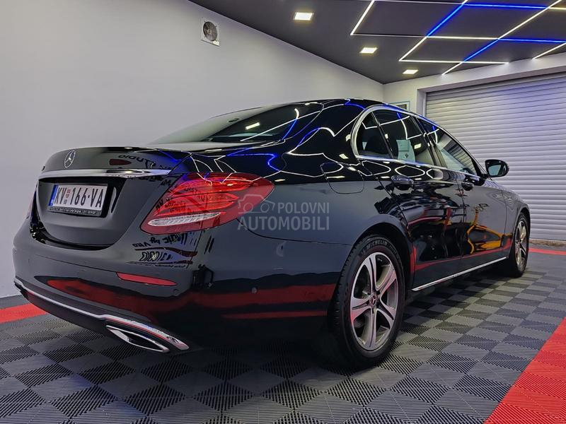 Mercedes Benz E 220 