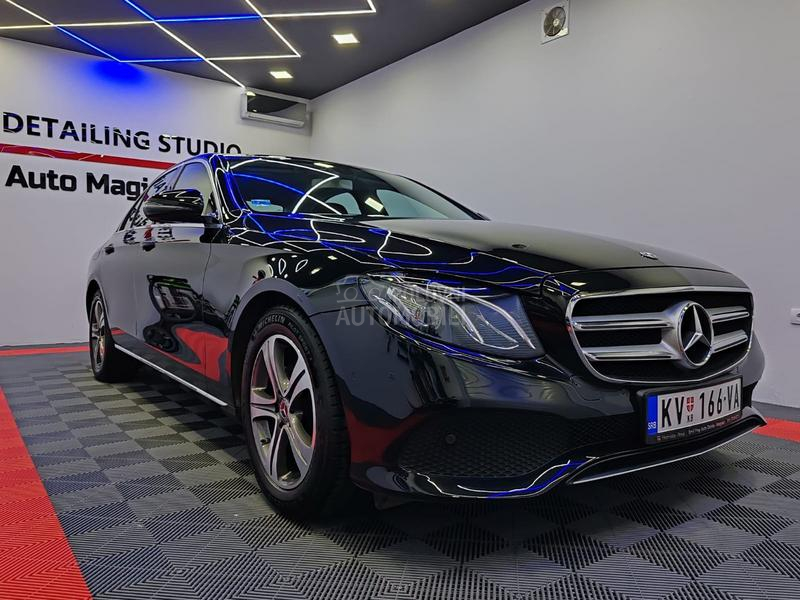 Mercedes Benz E 220 
