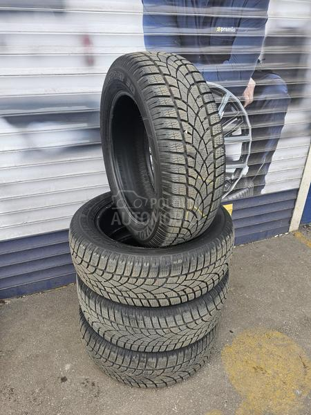 Dunlop 215/60 R17 Zimska