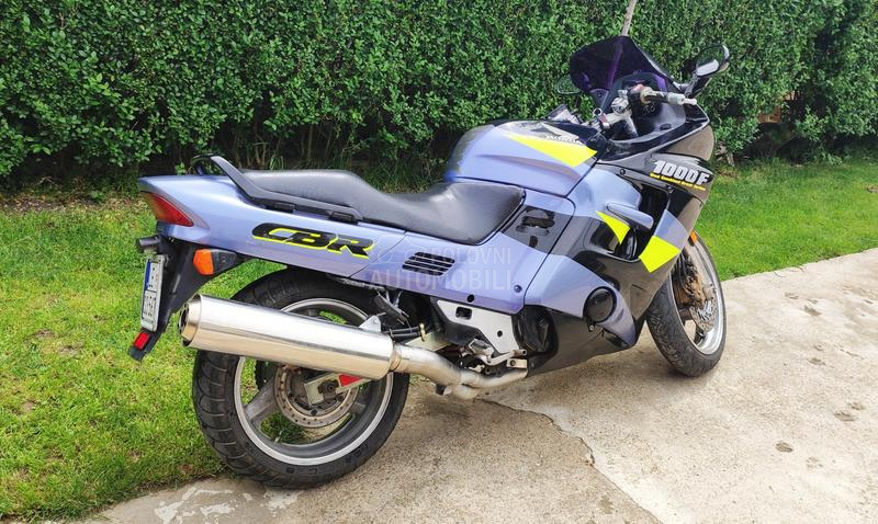 Honda CBR 1000F