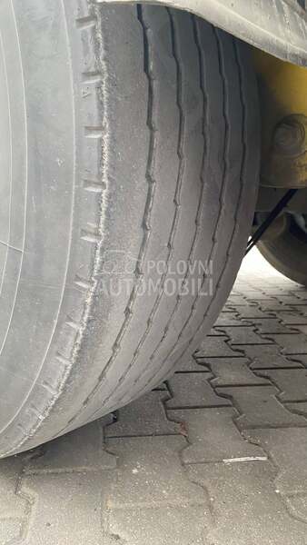 Schwarzmuller J serie