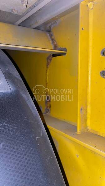 Schwarzmuller J serie