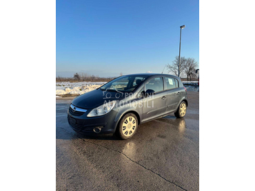 Opel Corsa D 1.4 CH
