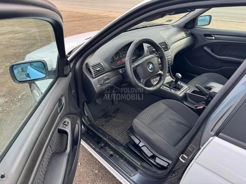 BMW 320 