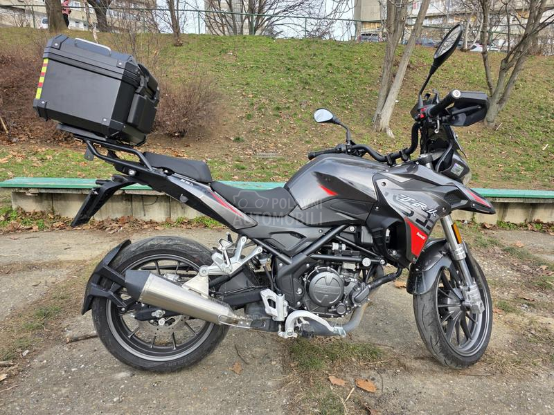 Benelli TRK 251