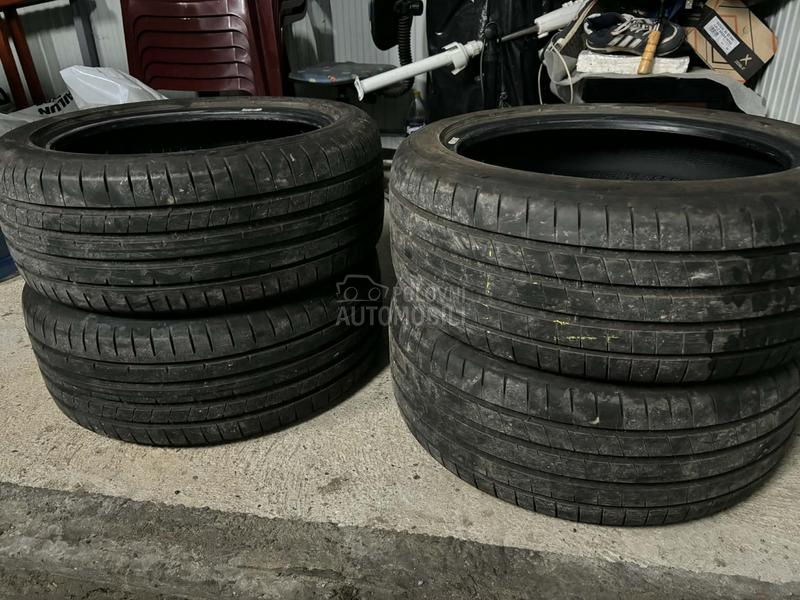 Dunlop 225/45 R17 Letnja