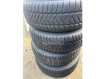 Pirelli 215/65 R17 Zimska
