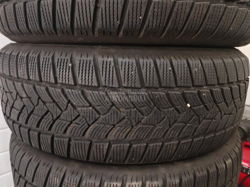 Dunlop 225/65 R17 Zimska