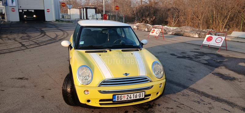 MINI Cooper 