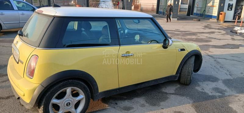 MINI Cooper 