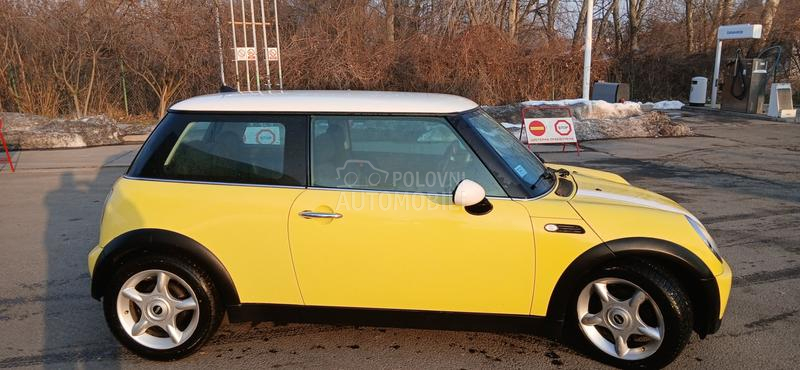 MINI Cooper 