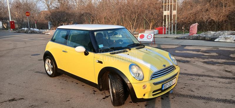 MINI Cooper 