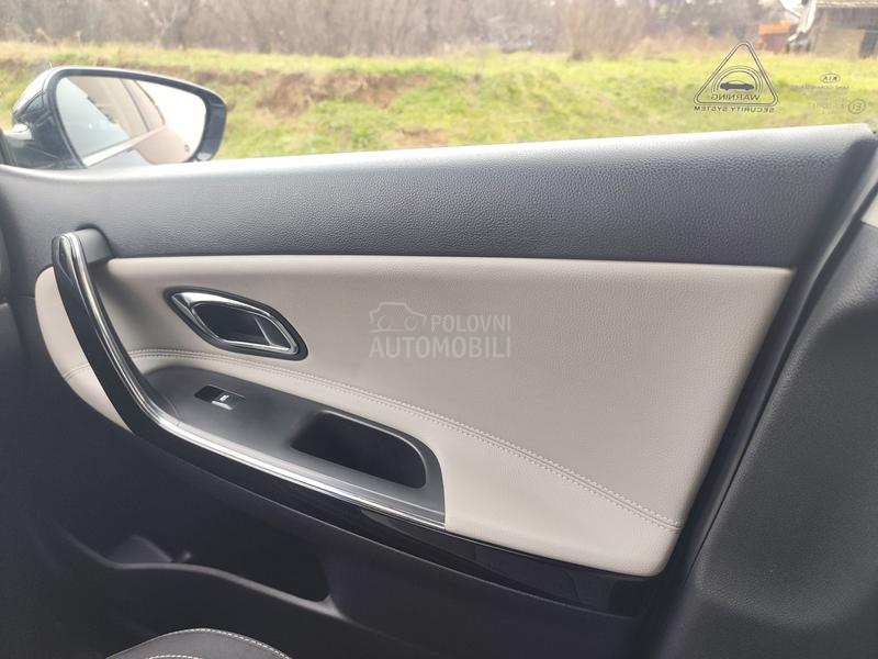 Kia cee`d /GT LINE/LED