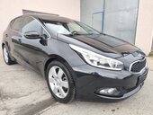 Kia cee`d /GT LINE/LED