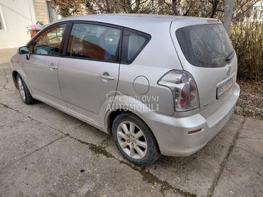 Toyota Corolla Verso 2.0  4d4
