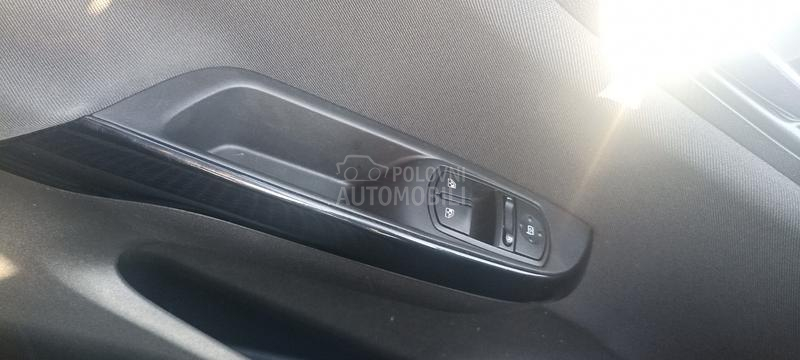 Opel Corsa E 