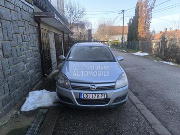 Opel Astra H 