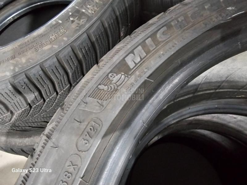 Michelin 235/40 R18 Zimska