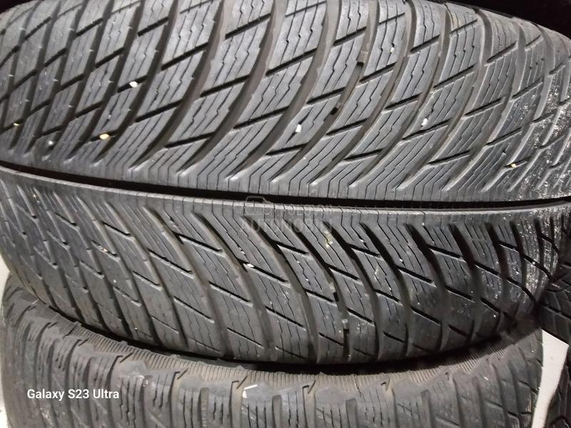 Michelin 235/40 R18 Zimska