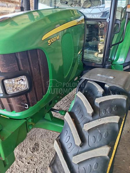 John Deere 5100M