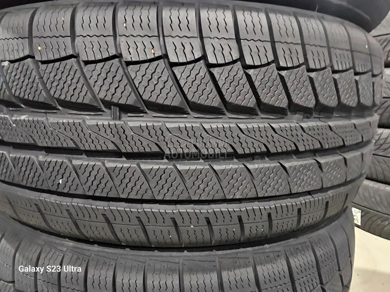 Davanti 225/45 R18 Zimska