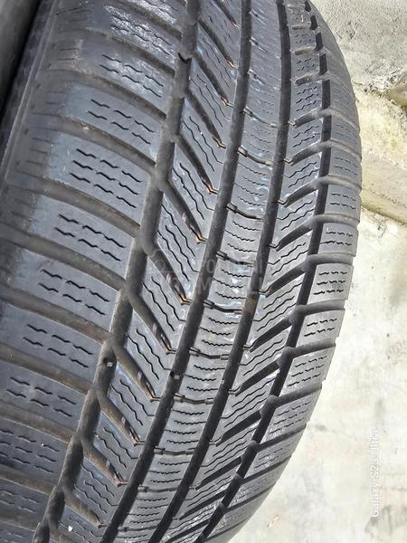 Continental 235/60 R18 Zimska
