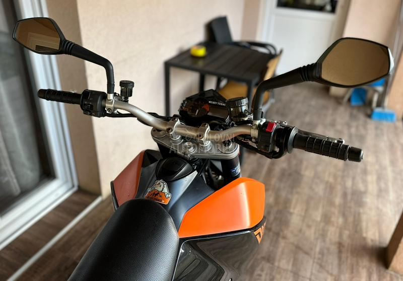 KTM duke 690