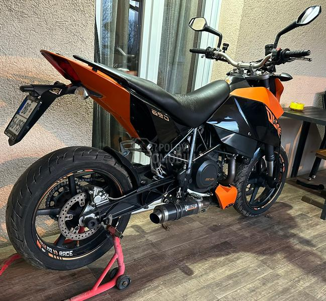 KTM duke 690
