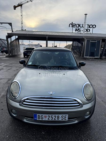 MINI Cooper 
