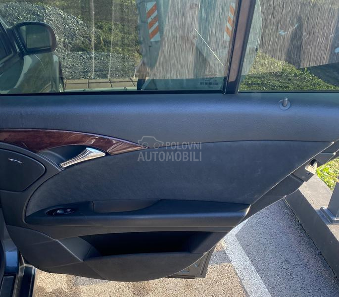 Mercedes Benz E 220 