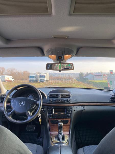 Mercedes Benz E 220 
