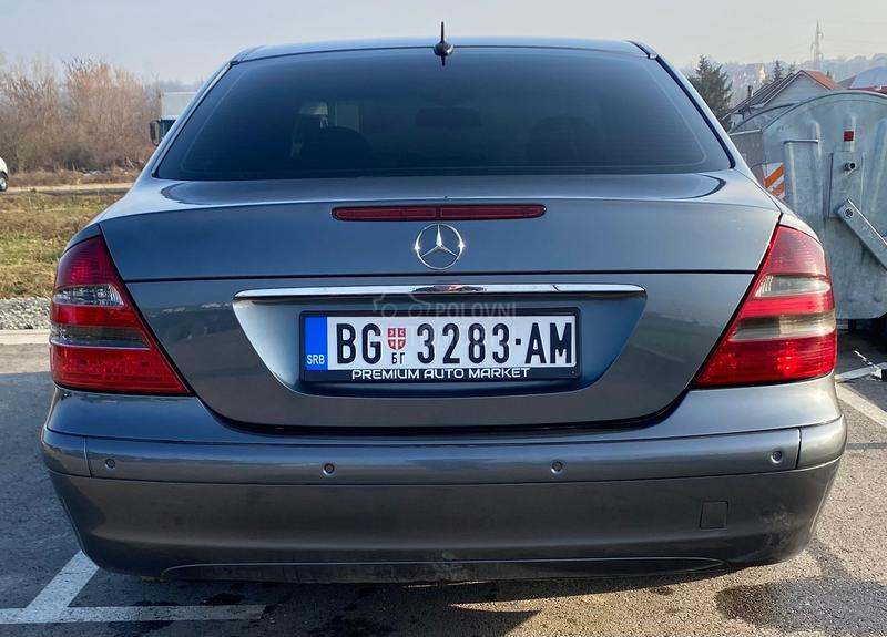 Mercedes Benz E 220 