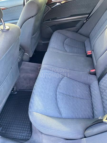 Mercedes Benz E 220 