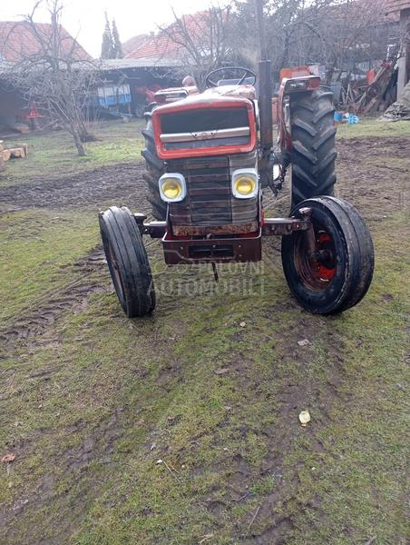 Massey Ferguson 165