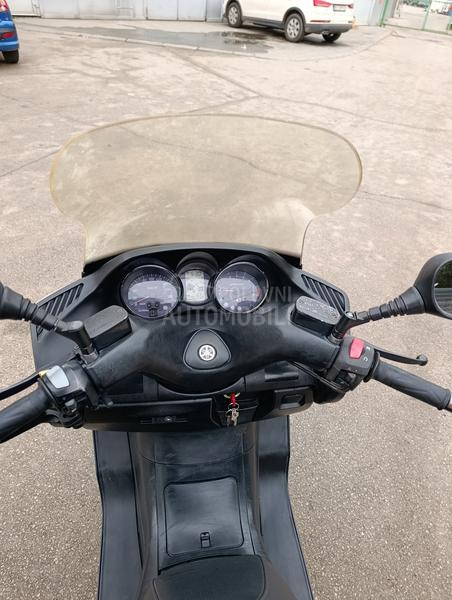 Yamaha Majesty