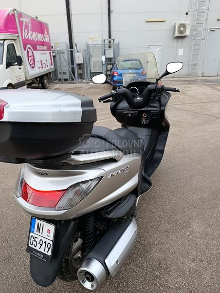 Yamaha Majesty