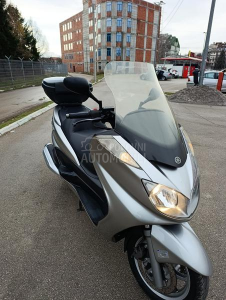 Yamaha Majesty