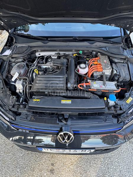 Volkswagen Golf 8 1.4 GTE