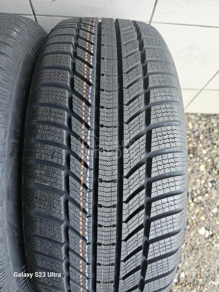 Continental 235/55 R19 Zimska