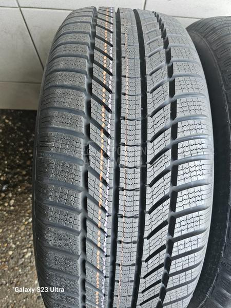 Continental 235/55 R19 Zimska