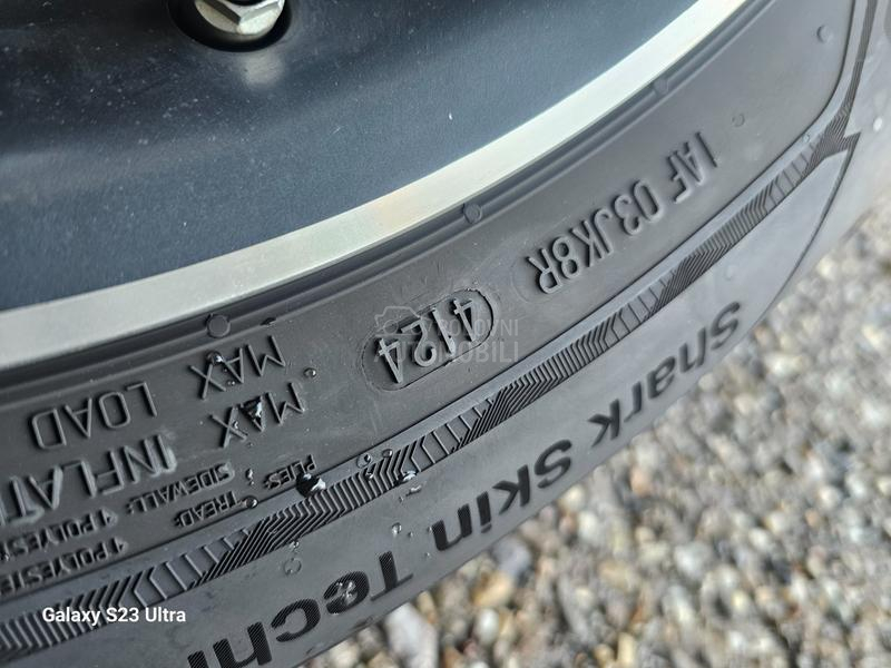 Uniroyal 215/60 R16 Zimska