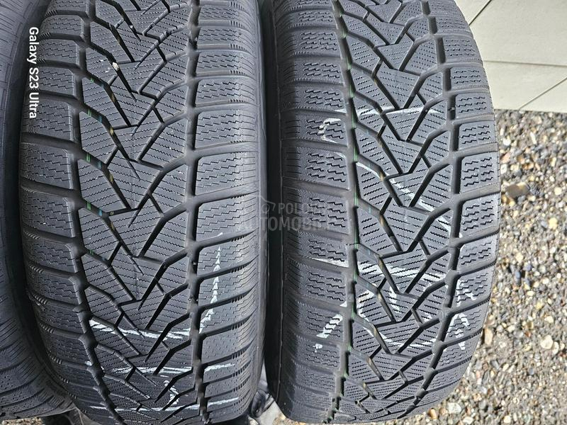 Uniroyal 215/60 R16 Zimska