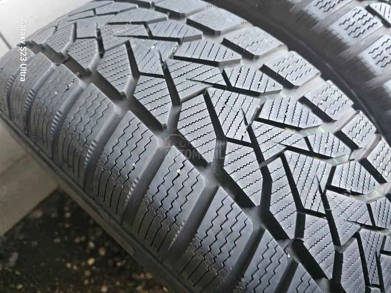 Uniroyal 215/60 R16 Zimska