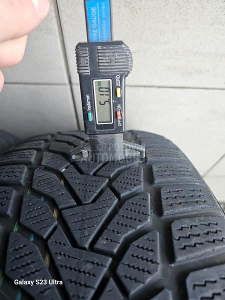 Uniroyal 215/60 R16 Zimska