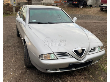 Alfa Romeo 166 